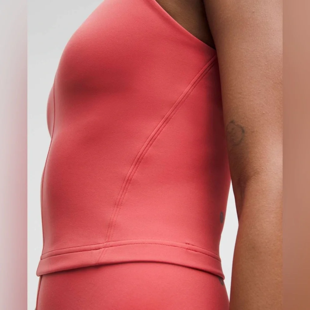 SOLD NWT Glow Up Tank Waist Length Medium Support B/C Cup - Picture 3 of 7
